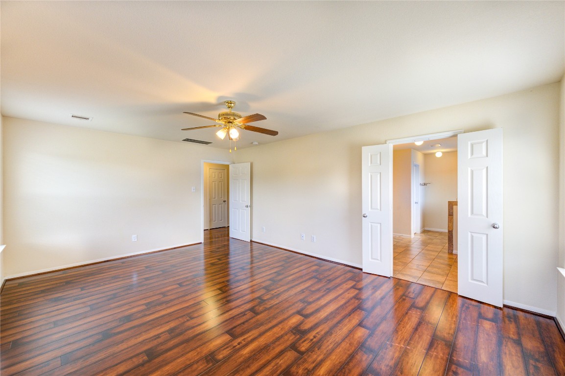 2922 Halcyon Time Trail Houston, TX 77045 - Photo 43 of 50