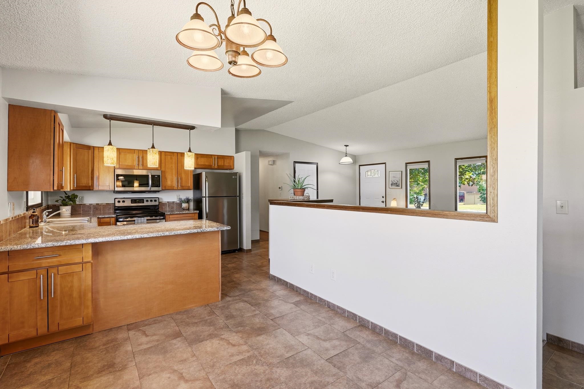 1225 South Woodlawn Road Spokane Valley, WA 99216 - Photo 12 of 42