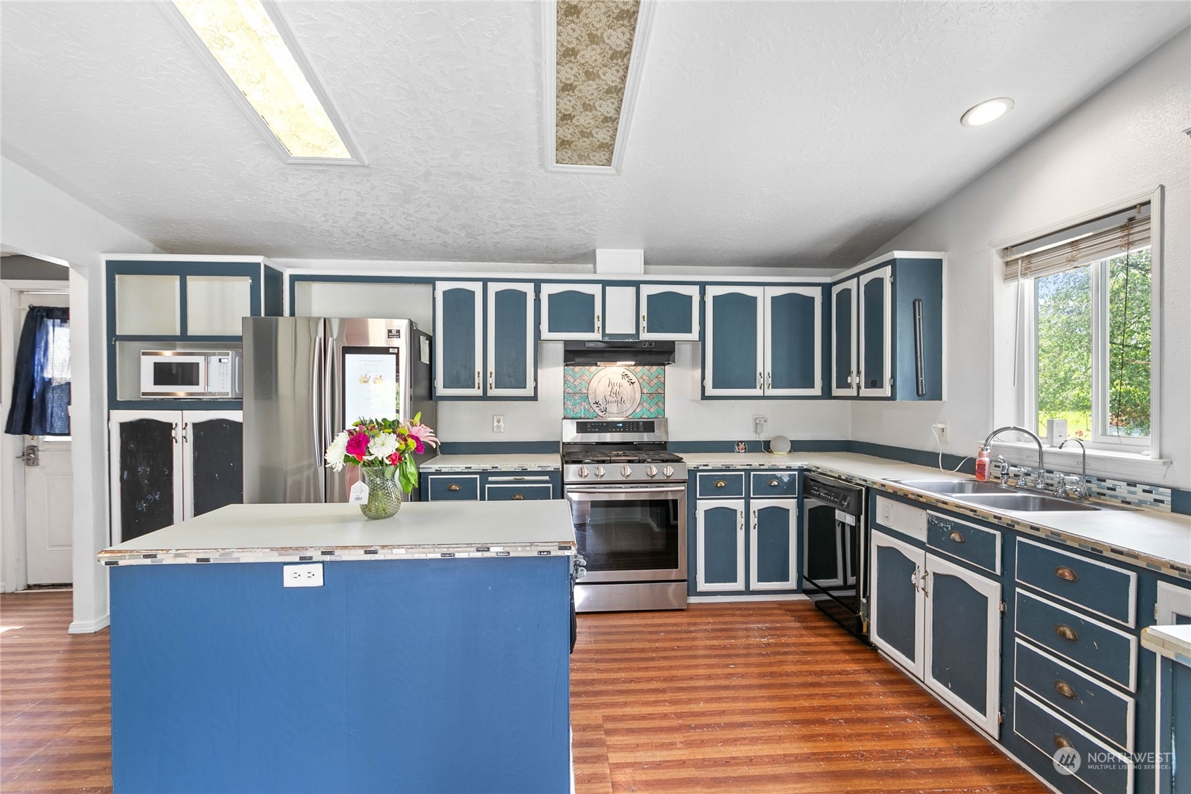 6880 Mission Road Everson, WA 98247 - Photo 7 of 30