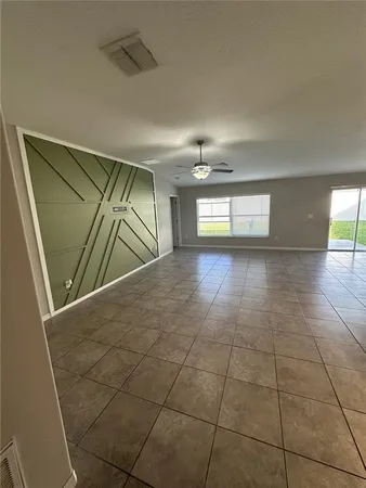 $2,400 | 903 Zone Tailed Hawk Place, Ruskin, FL 33570