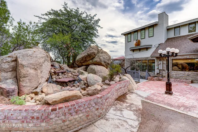 $958,000 | 1601 Buttermilk Lane, Prescott, AZ 86305