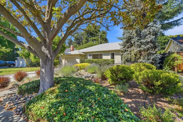 $2,750,000 | 570 Kenwood Drive, Menlo Park, CA 94025