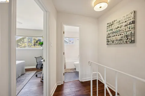 $499,000 | 2207 Damuth Street, Unit 2, Oakland, CA 94602