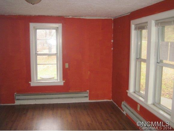 39 Sluder Branch Road Leicester, NC 28748 - Photo 2 of 6 Gallery Image 2
