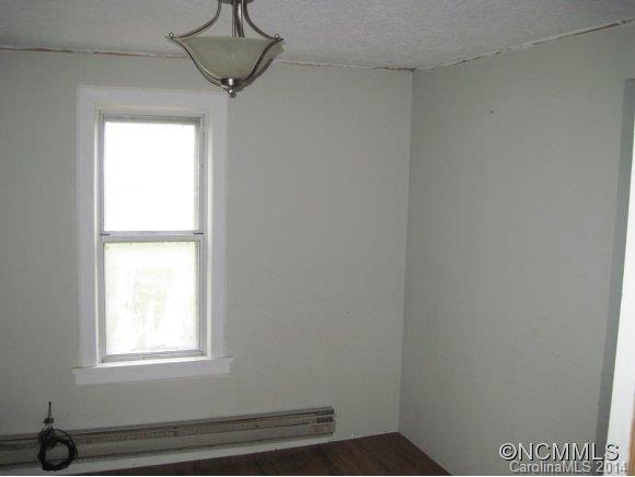 39 Sluder Branch Road Leicester, NC 28748 - Photo 4 of 6 Gallery Image 4