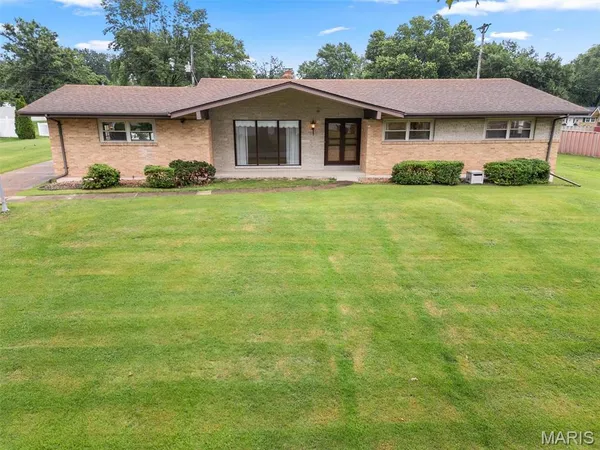 $387,000 | 10215 Dovercrest Drive, St. Louis, MO 63128
