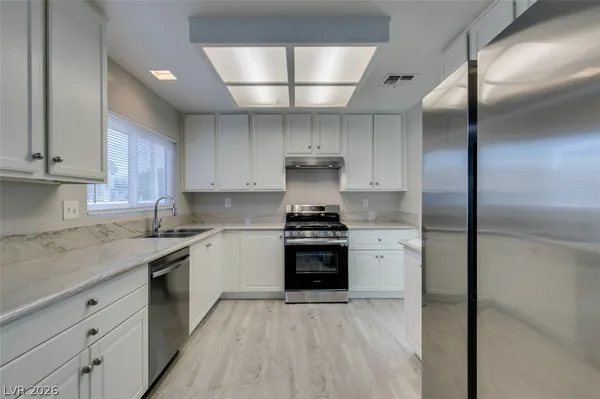 $2,400 | 2340 Belvedere Drive, Henderson, NV 89014