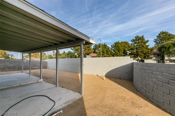 $2,400 | 2340 Belvedere Drive, Henderson, NV 89014