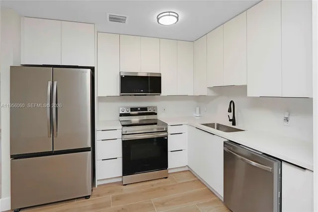 $459,000 | 990 Northeast 159th Street, North Miami Beach, FL 33162