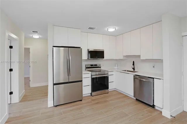 $459,000 | 990 Northeast 159th Street, North Miami Beach, FL 33162