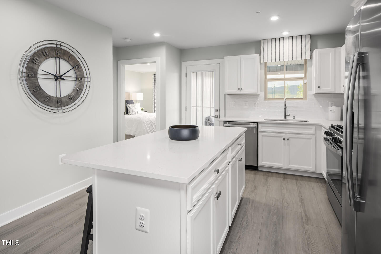 1404 Rollman Farm Road Raleigh, NC 27603 - Photo 4 of 12 VM_NASSAU_BLOOMFIELDS_006