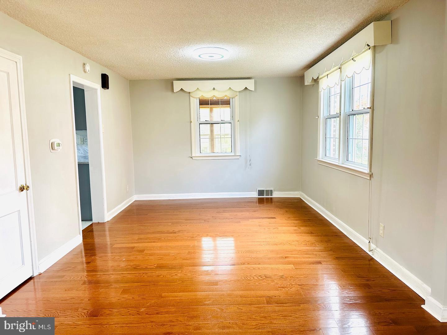 156 Flintlock Road Drexel Hill, PA 19026 - Photo 11 of 14