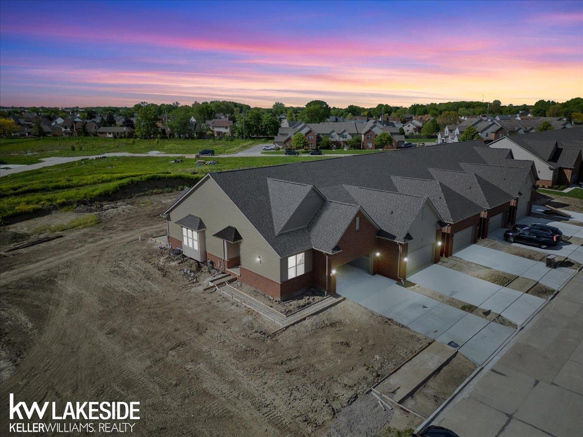 48389 Whittington Road New Baltimore, MI 48047 - Photo 31 of 34 Gallery Image 31