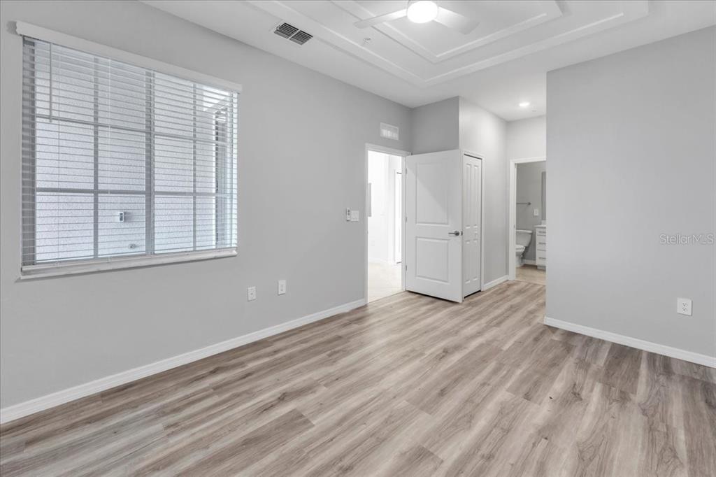 19140 Scallop Loop, Unit 405 Bradenton, FL 34211 - Photo 10 of 22