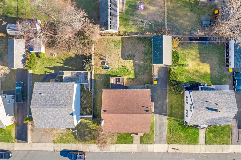 111 Read Street Fall River, MA 02720 - Photo 5 of 34 Gallery Image 5