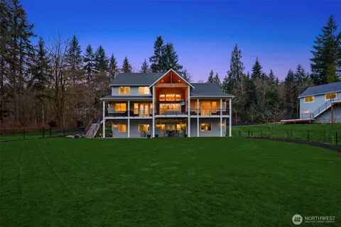 $3,390,000 | 17605 105th Avenue Southeast, Snohomish, WA 98296