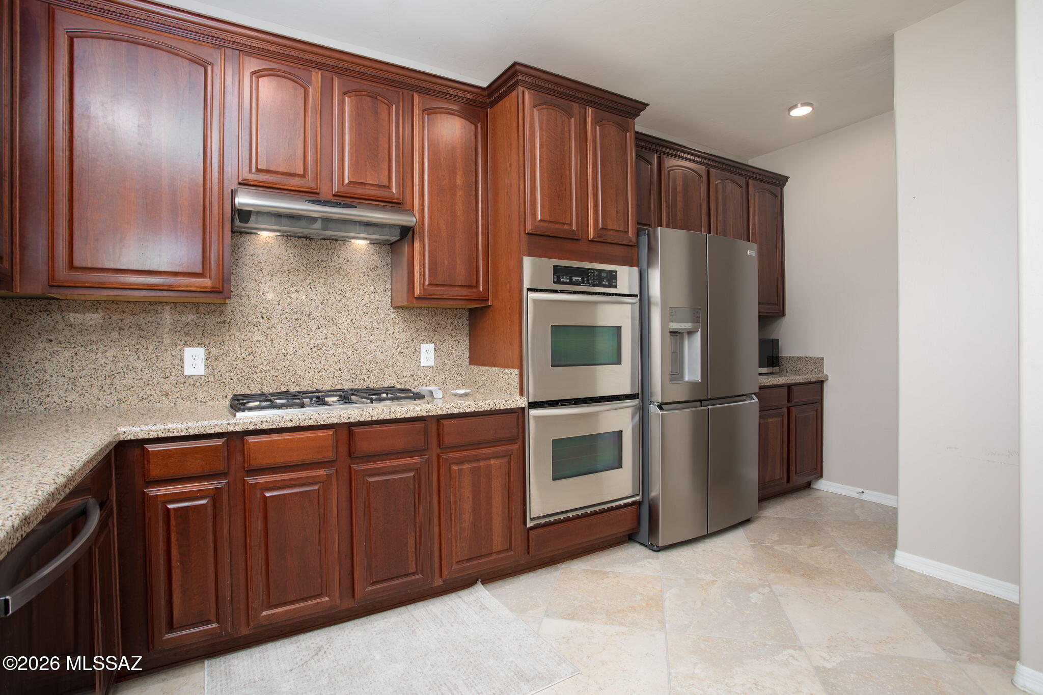 3578 East Canter Road Tucson, AZ 85739 - Photo 19 of 50 Upgraded Cabinetry