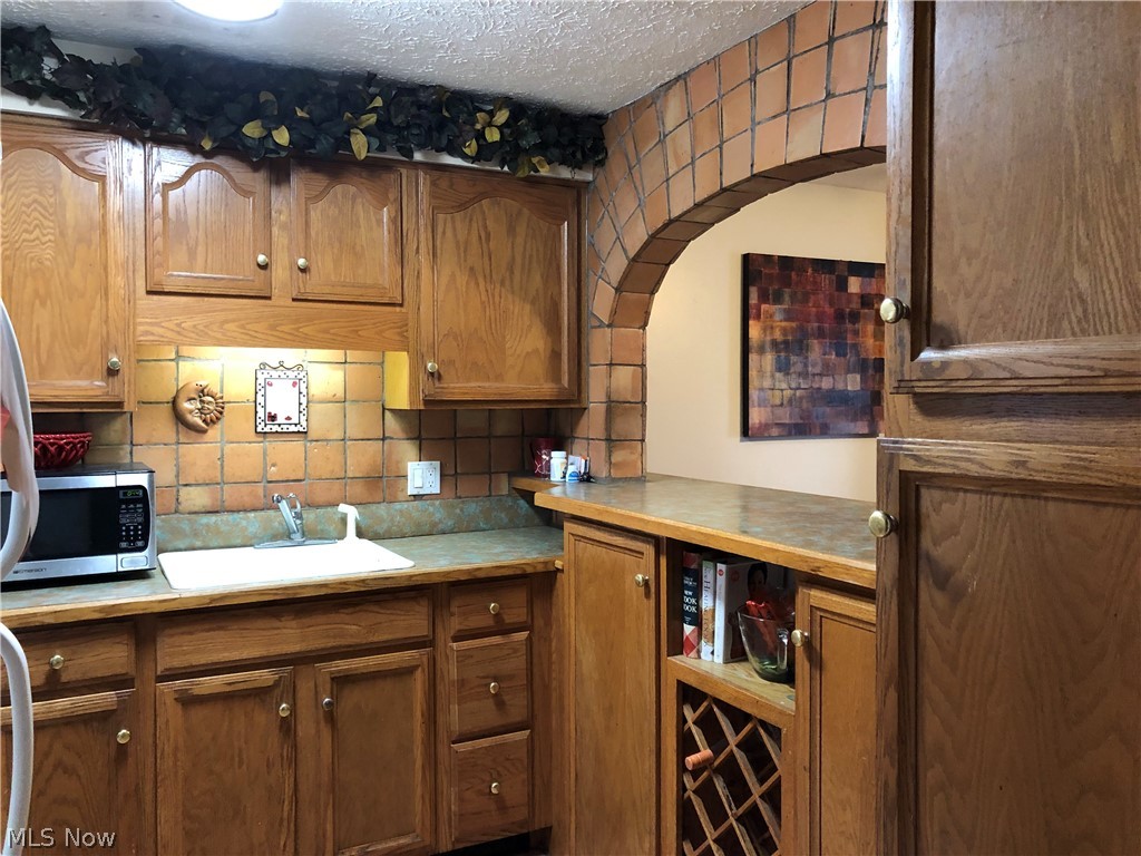8749 West Ridge Road, Unit B Elyria, OH 44035 - Photo 5 of 24 Gallery Image 5