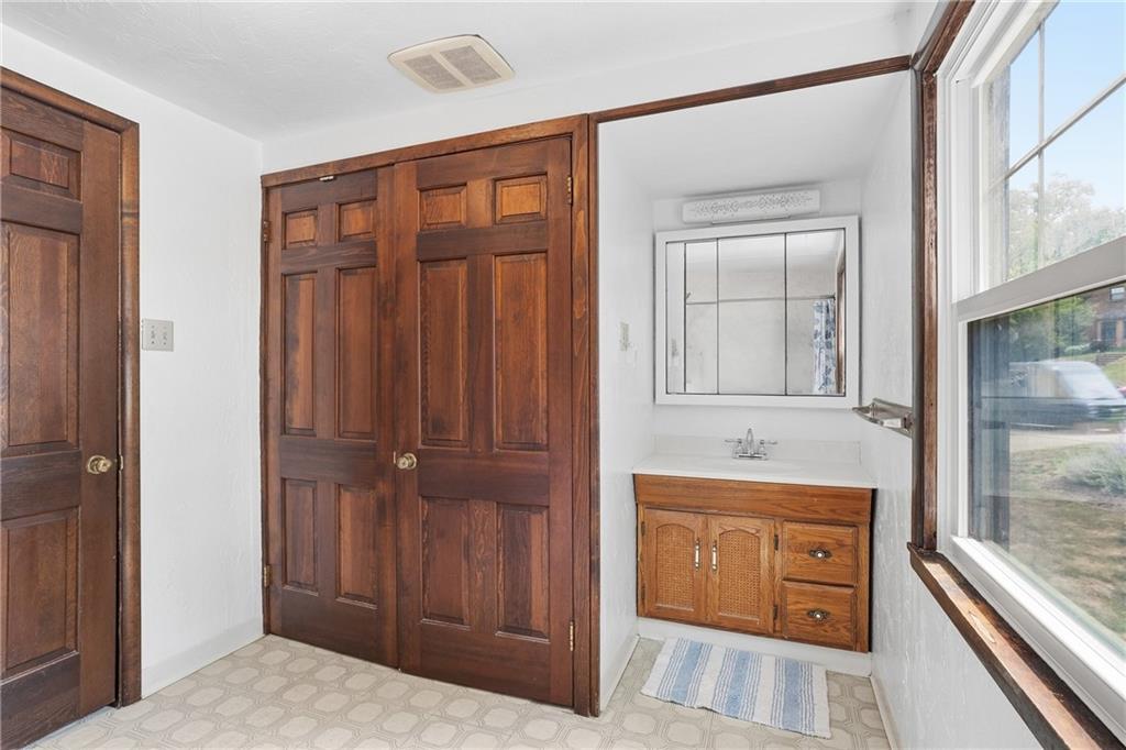 4730 Rolling Hills Road Pittsburgh, PA 15236 - Photo 26 of 50 Enjoy second floor laundry in the primary en suite!