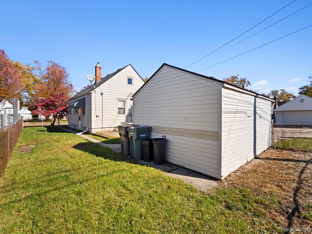 22341 Nowlin Street Dearborn, MI 48124 - Photo 35 of 39