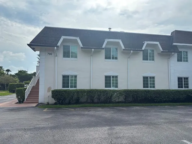 $248,000 | 700 Southeast 2nd Avenue, Unit 409, Deerfield Beach, FL 33441