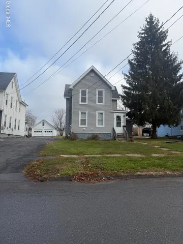 $74,999 | 19 Matthew Street, Johnstown, NY 12095
