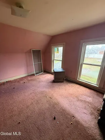 $74,999 | 19 Matthew Street, Johnstown, NY 12095