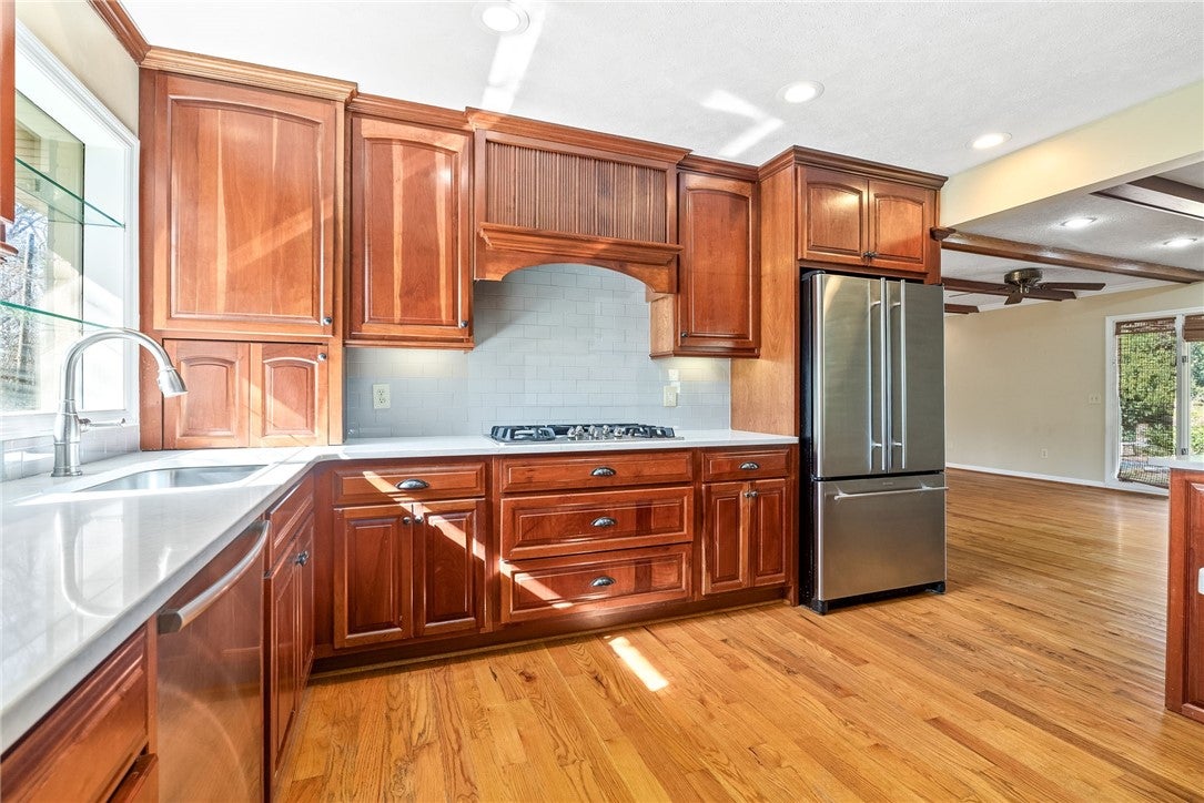 905 Moores Mill Road Auburn, AL 36830 - Photo 13 of 36 Kitchen