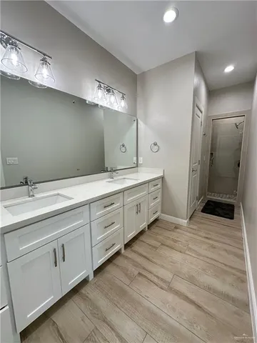 $323,000 | 2725 Kilgore Avenue, McAllen, TX 78504