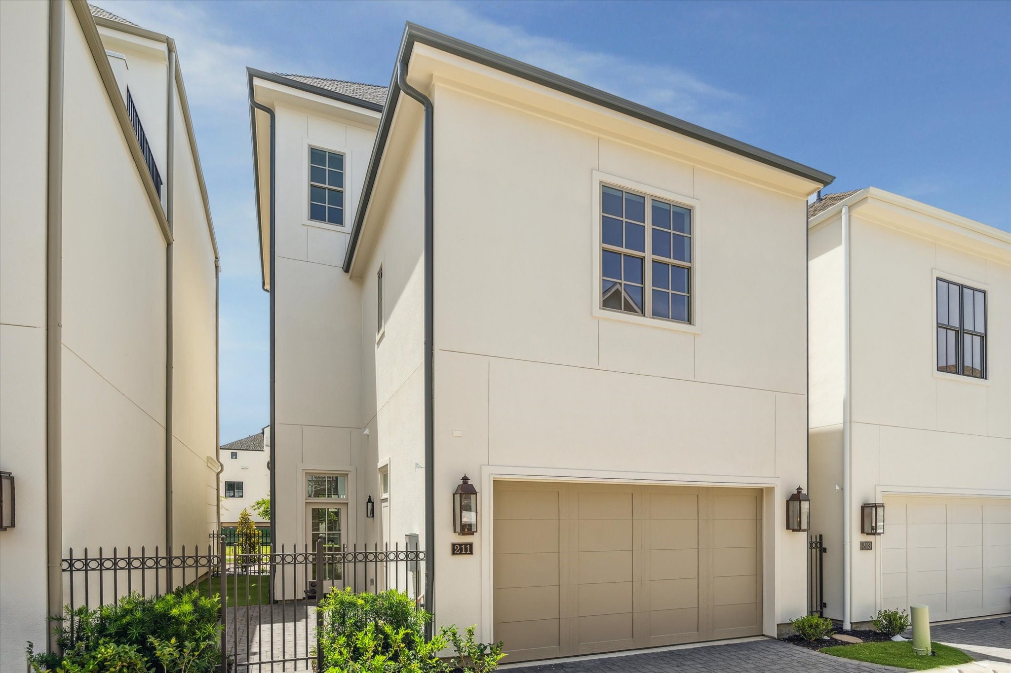 211 Sutton Row Place Houston, TX 77024 - Photo 21 of 25 a view of front door