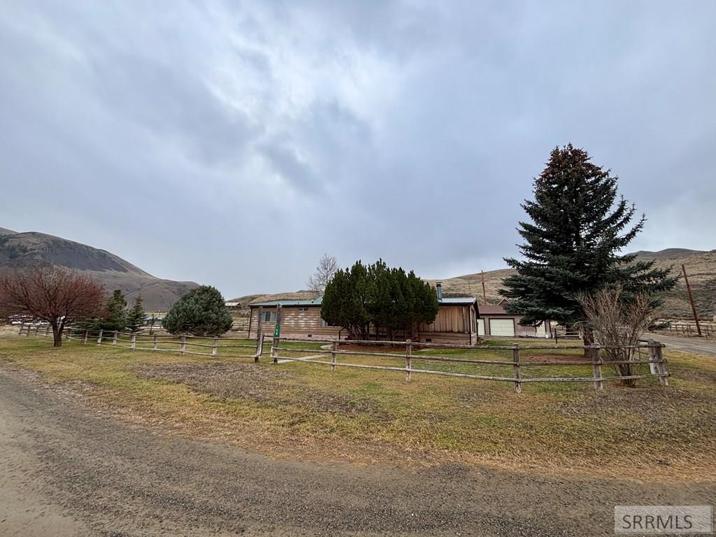 168 Redwood Road Salmon, ID 83467 - Photo 18 of 52