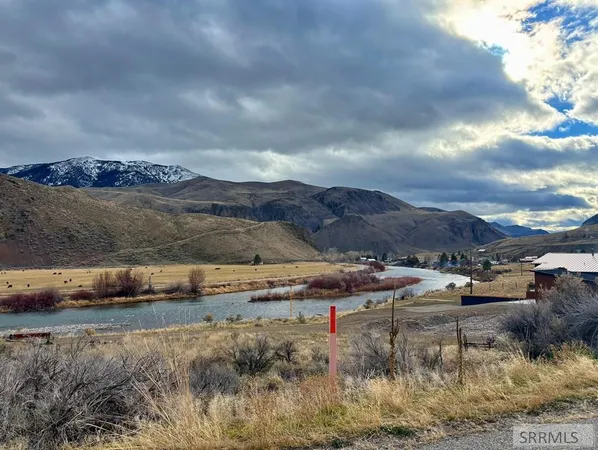 $219,000 | 168 Redwood Road, Salmon, ID 83467