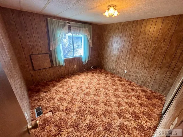 $225,000 | 168 Redwood Road, Salmon, ID 83467