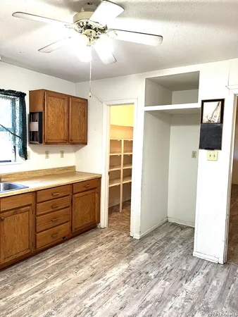 $275,000 | 3200 Highway 16, Jourdanton, TX 78026