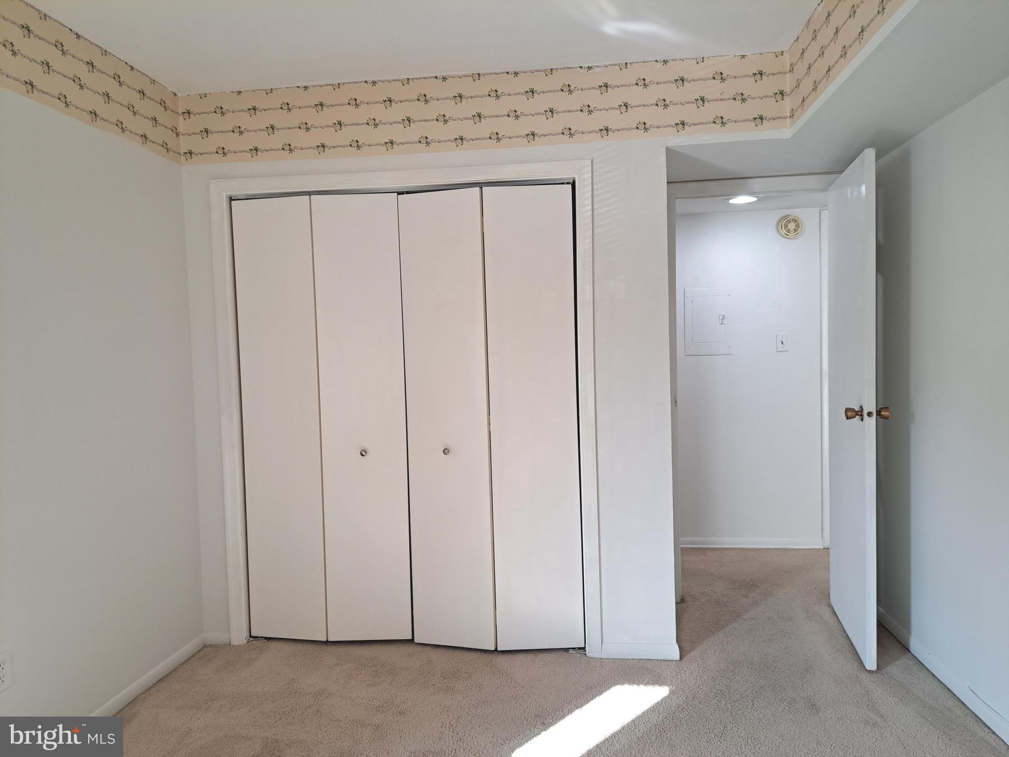 5814 Royal Ridge Drive, Unit F Springfield, VA 22152 - Photo 33 of 35 Master Bedroom