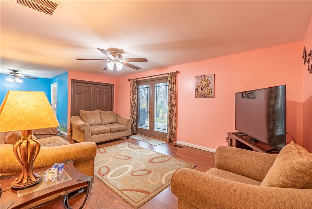 3028 Olympia Drive Decatur, IL 62521 - Photo 13 of 33 Gallery Image 13