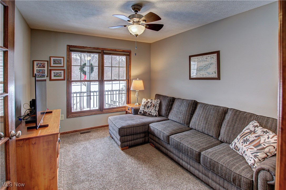 945 Harris Road Sheffield Lake, OH 44054 - Photo 15 of 41 Gallery Image 15