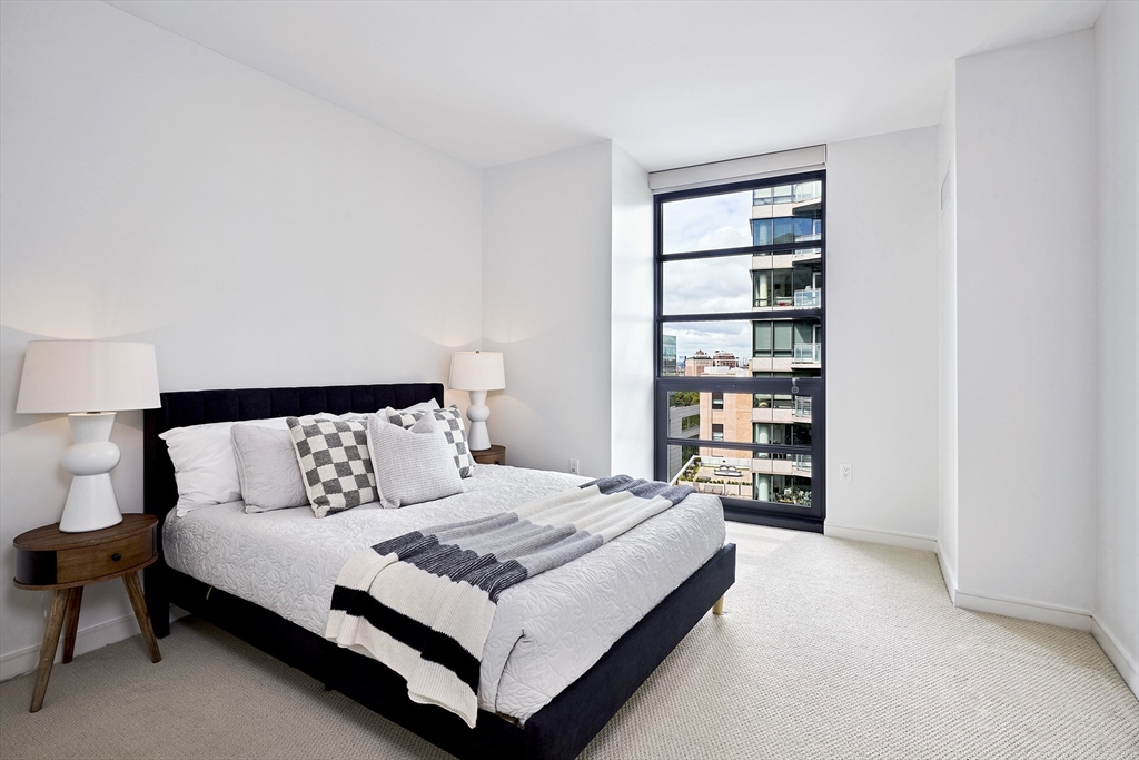 580 Washington Street, Unit 14F Boston, MA 02111 - Photo 14 of 36