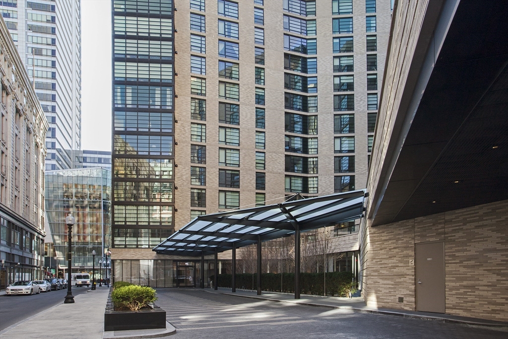 580 Washington Street, Unit 14F Boston, MA 02111 - Photo 28 of 36