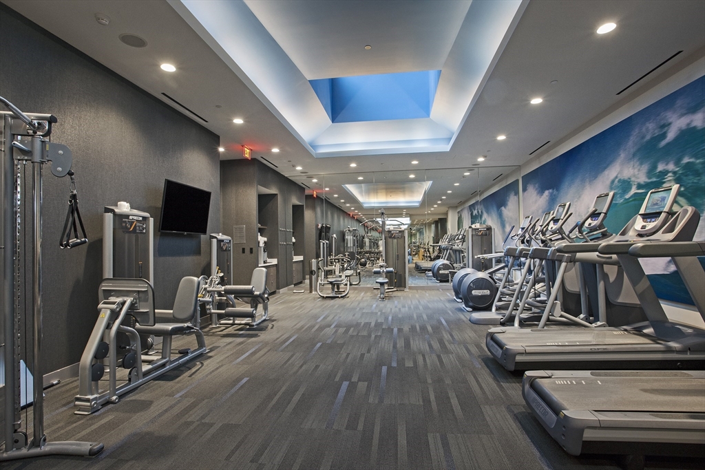 580 Washington Street, Unit 14F Boston, MA 02111 - Photo 32 of 36