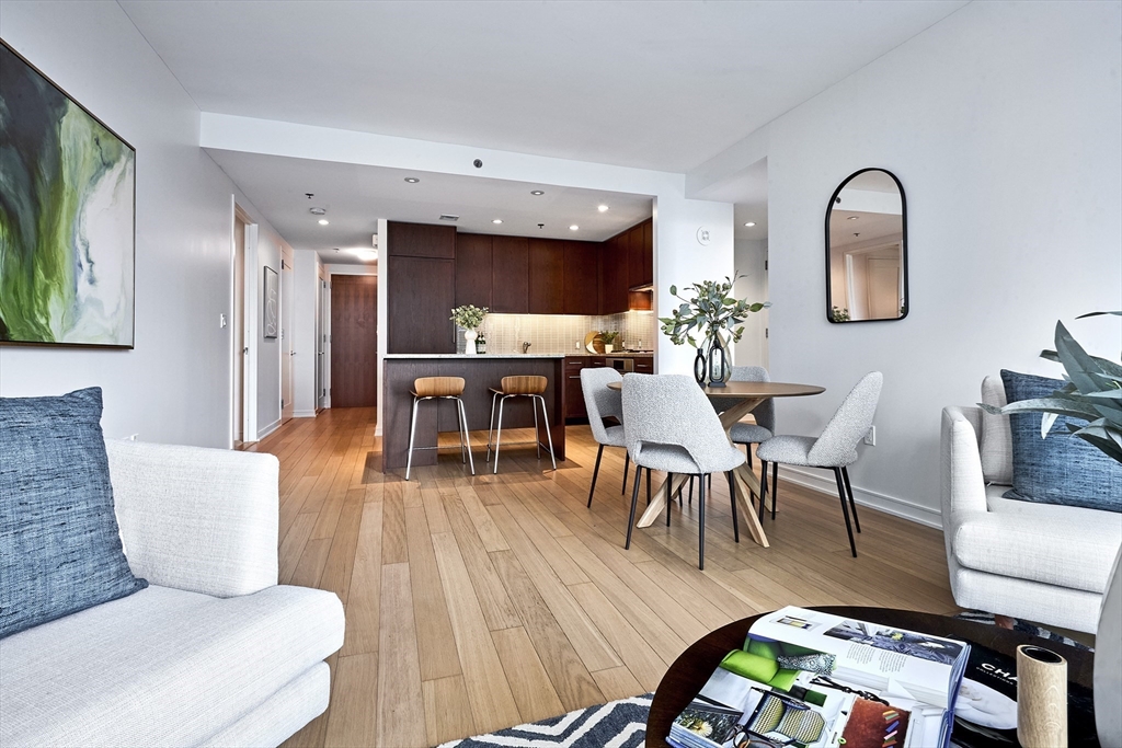 580 Washington Street, Unit 14F Boston, MA 02111 - Photo 4 of 36