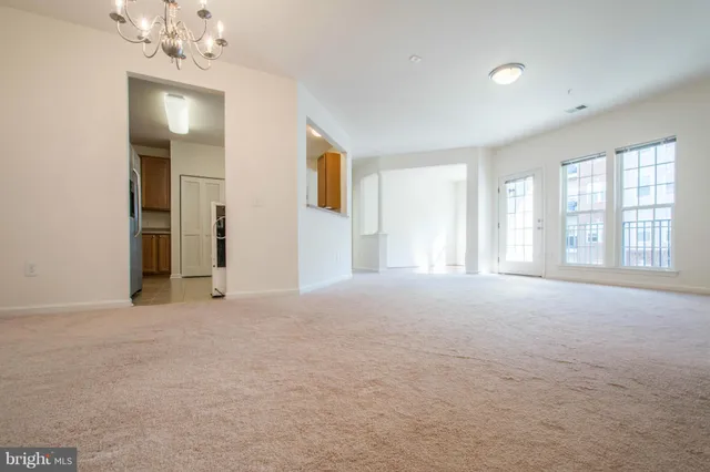 $2,300 | 7559 Stoney Run Drive, Unit 302, Hanover, MD 21076