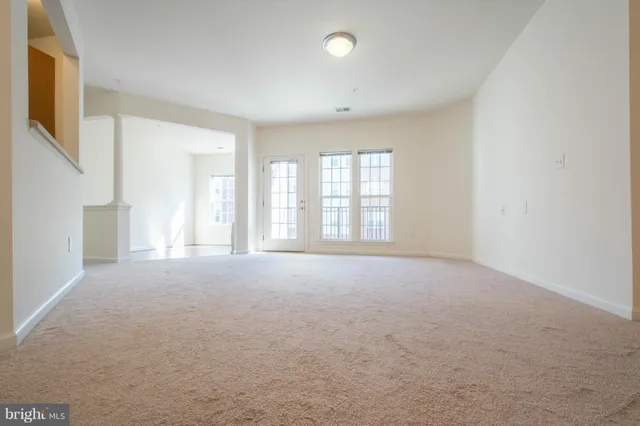 $2,300 | 7559 Stoney Run Drive, Unit 302, Hanover, MD 21076