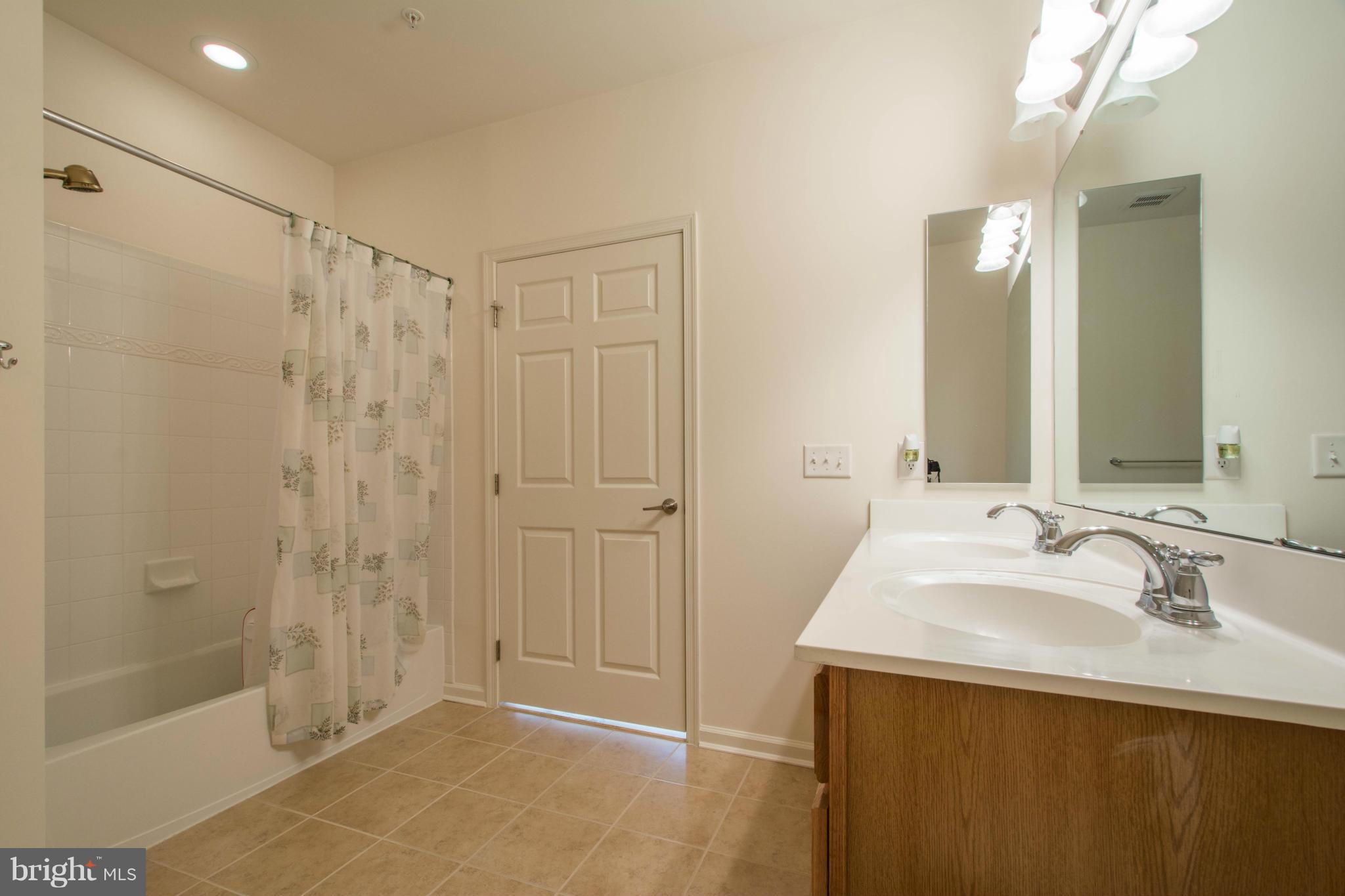 7559 Stoney Run Drive, Unit 302 Hanover, MD 21076 - Photo 7 of 27 Bath