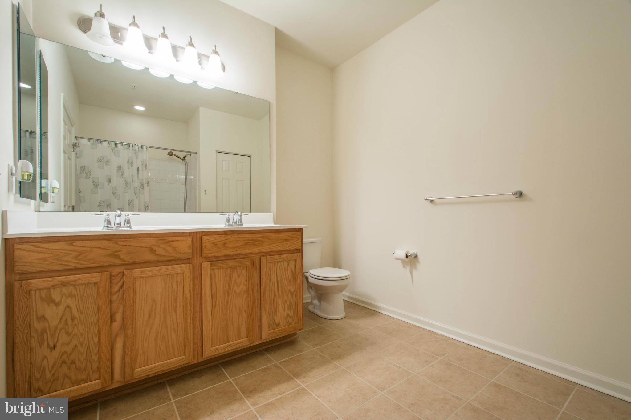 7559 Stoney Run Drive, Unit 302 Hanover, MD 21076 - Photo 8 of 27 Bath (Master)