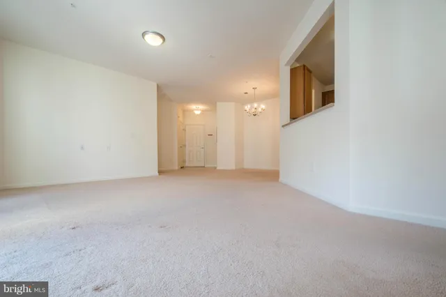 $2,300 | 7559 Stoney Run Drive, Unit 302, Hanover, MD 21076