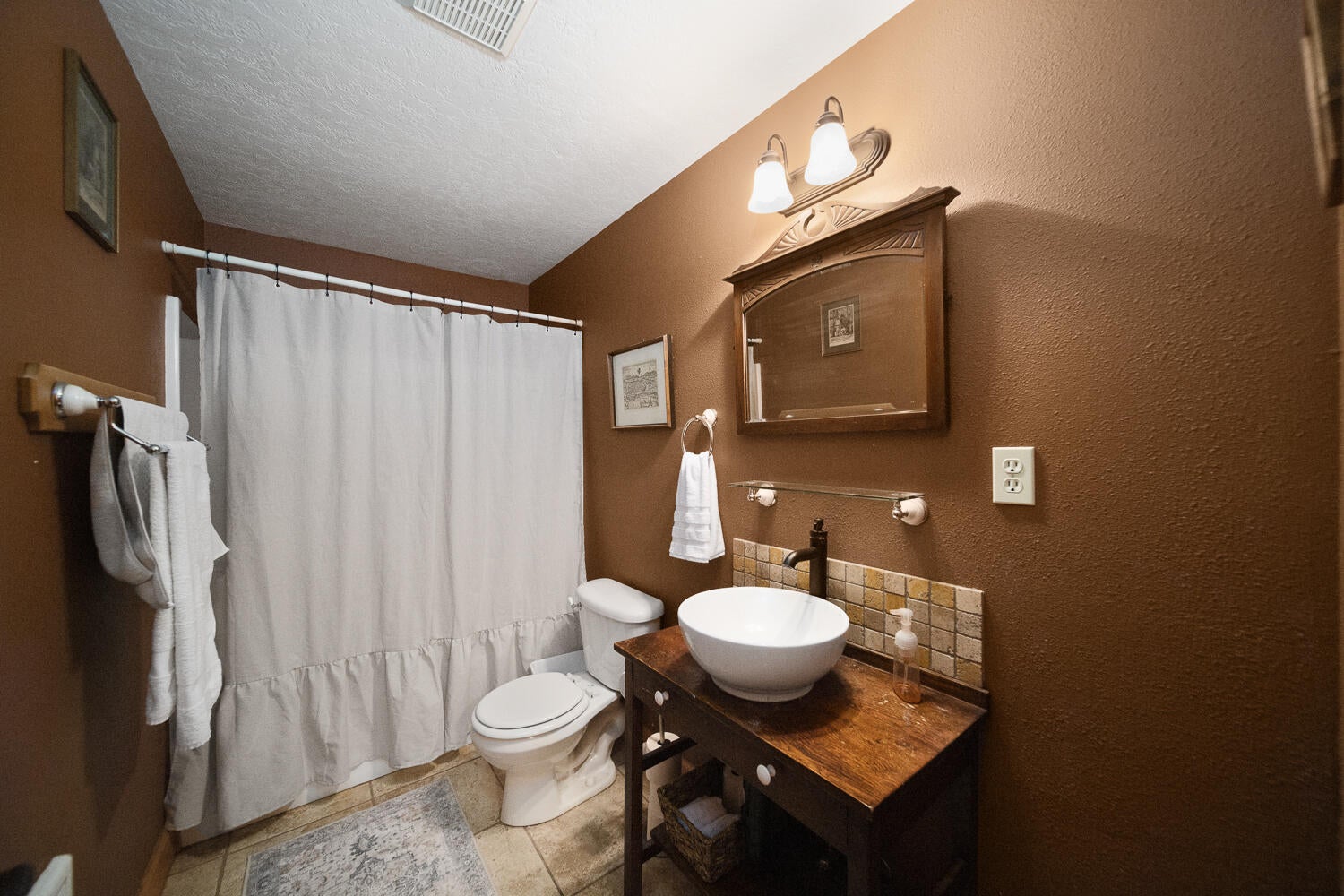 67194 Harrington Loop Road Bend, OR 97703 - Photo 28 of 49 28