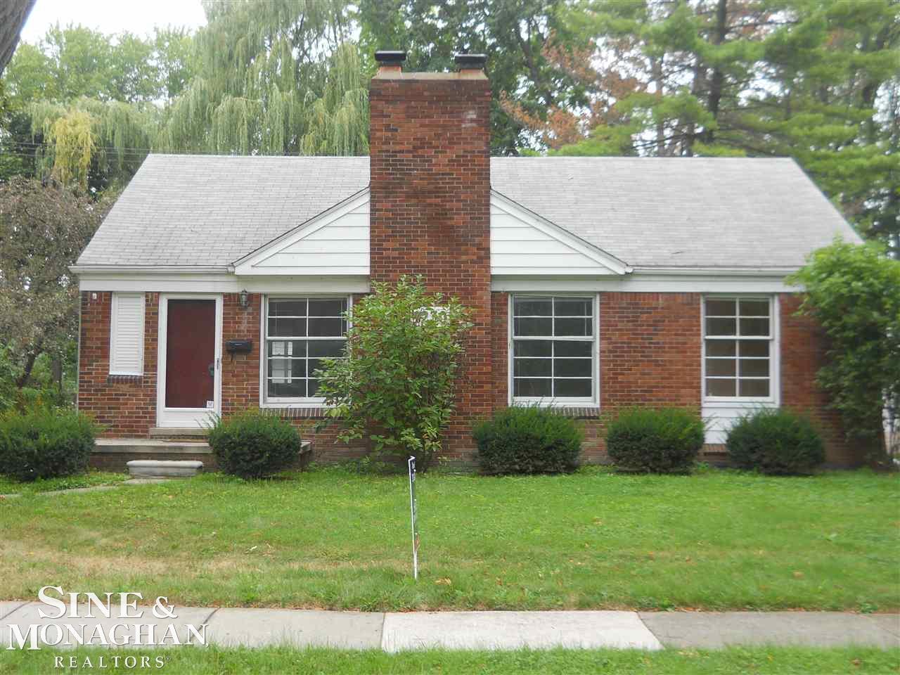 1230 Fairholme Road Grosse Pointe Woods, MI 48236 - Photo 1 of 20