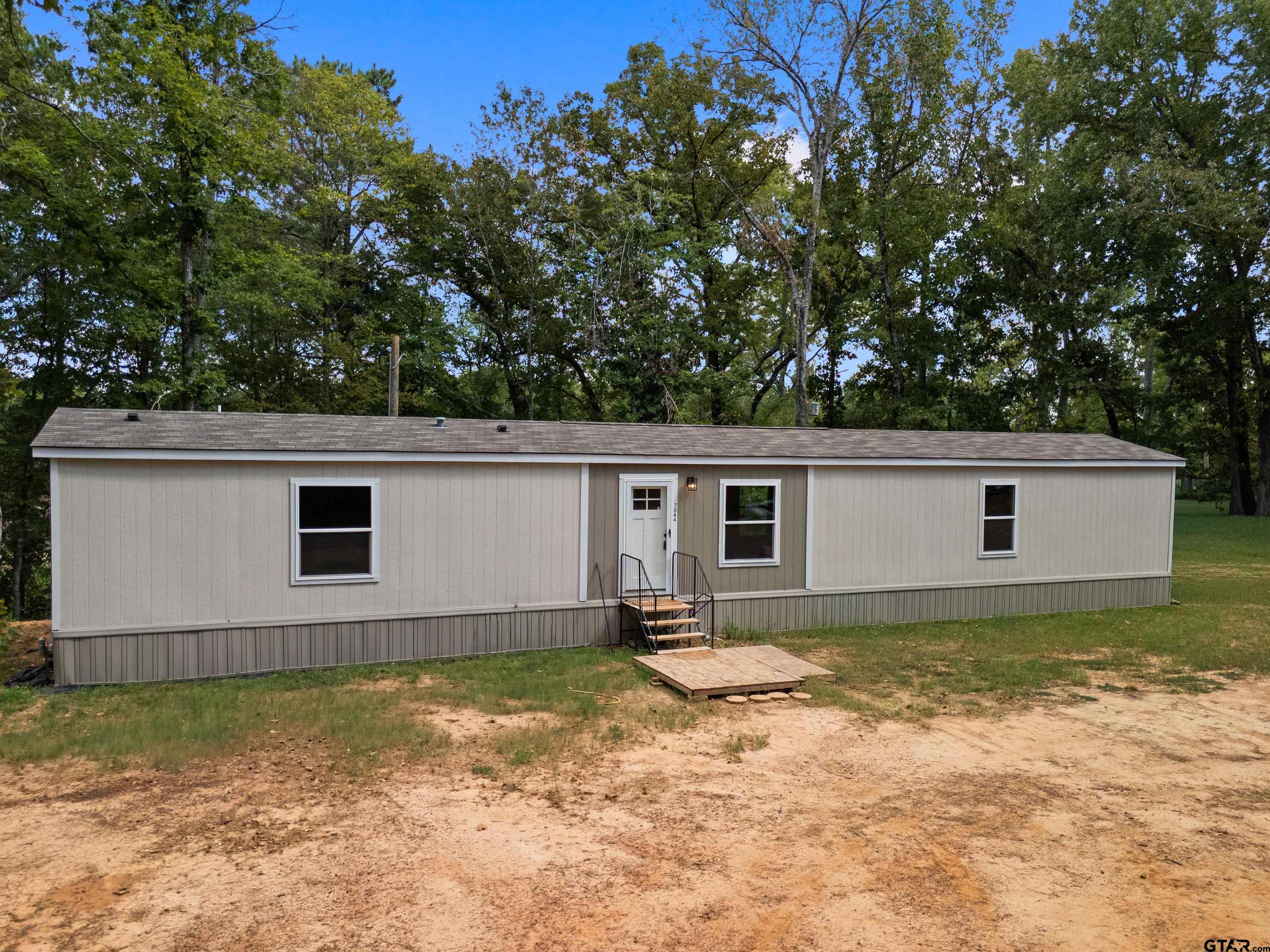7044 Wild Daisy Road Ore City, TX 75683 - Photo 8 of 43 Gallery Image 8