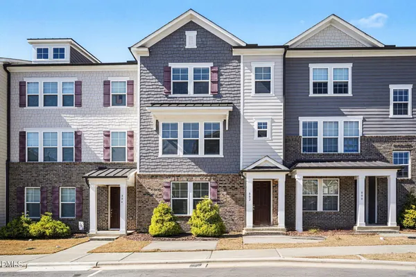 $525,000 | 802 Patriot Summit Lane, Apex, NC 27523